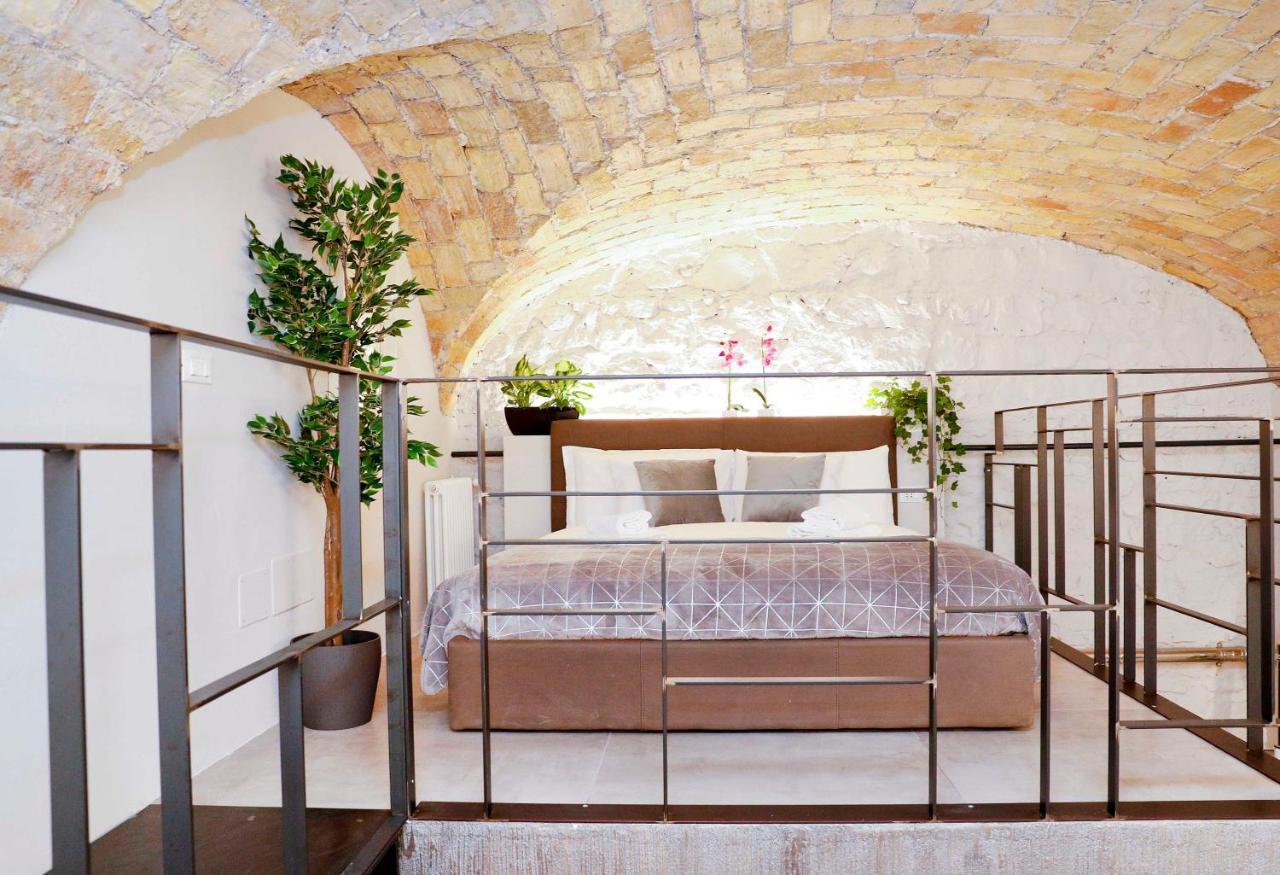 Post Industrial Loft Trastevere - Top Collection Rome Exterior photo